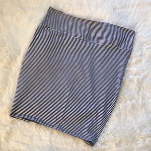 Torrid Foldover Pencil Skirt Size 2